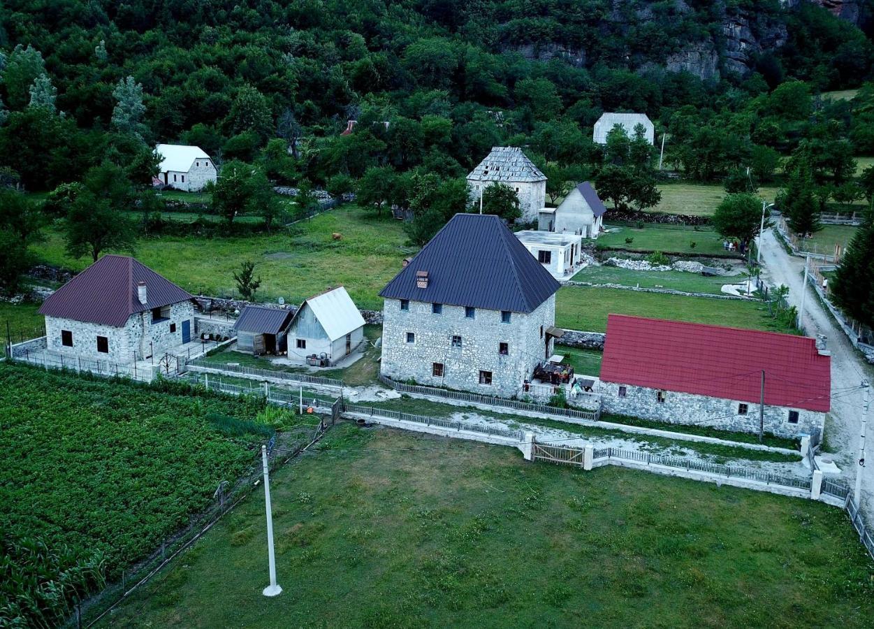 Hotel Kulla E Sadri Lukes Theth Exterior foto